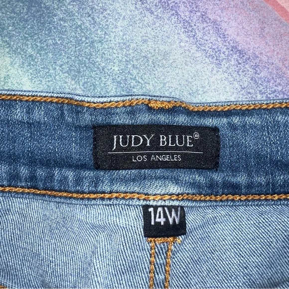 JUDY BLUE High Waist Side Slit Boot Cut Jeans size 14W - Picture 3 of 8